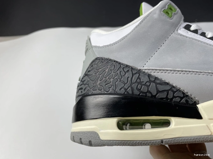 HYPE Air Chlorophyll Retro 3 Jordan 136064-006 0801